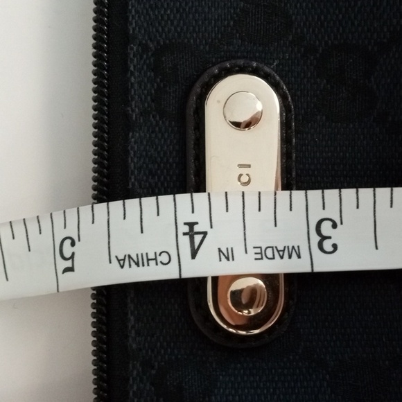 Auth GUCCI GG Canvas Pouch Purse Hand Bag Black Canvas - Picture 16 of 16